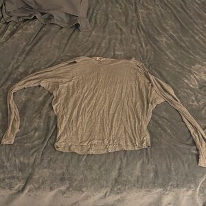 Zenana Outfitters Heather Gray Top